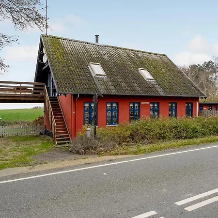 아파트 2 Bedroom Lovely In Tranekær