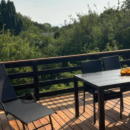 2 Bedroom Lovely In *